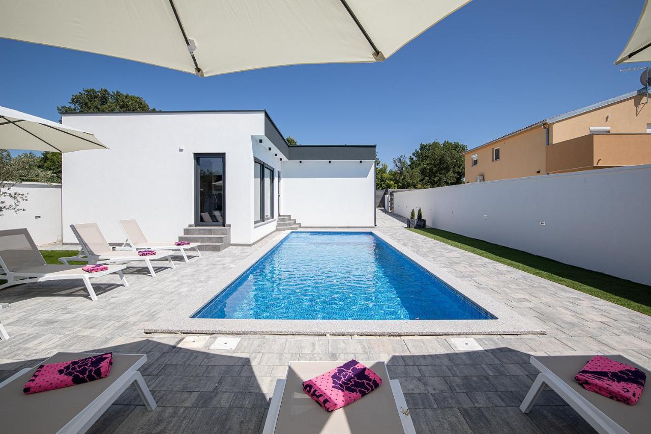 Villa L&L Medulin Buitenkant foto